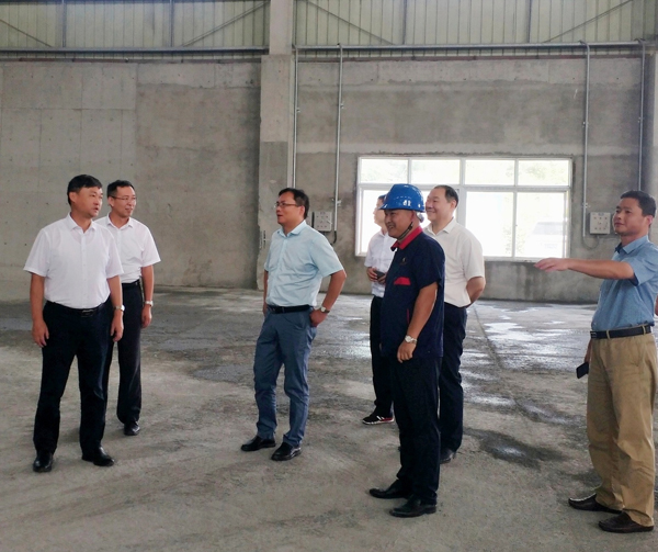 集團(tuán)公司黨委委員、股份公司黨委書記、總經(jīng)理蔣培進(jìn)到矸石項(xiàng)目部調(diào)研 