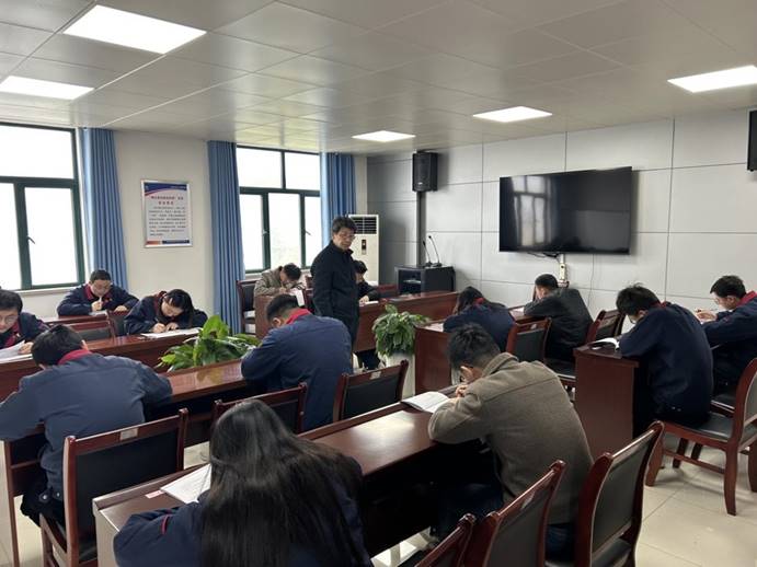 建材公司、檢測公司聯(lián)合開展管理人員業(yè)務提升考試